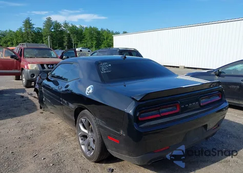 2018 Dodge Challenger Sxt Plus z USA, uszkodzony, nr VIN 2C3CDZAG4JH202620